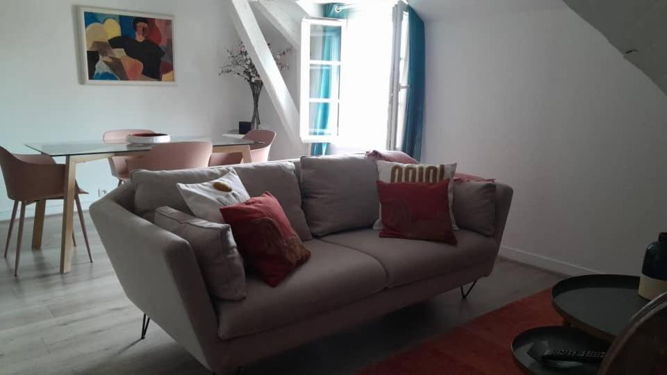 Aleida Apartment ลาโรแชล ภายนอก รูปภาพ